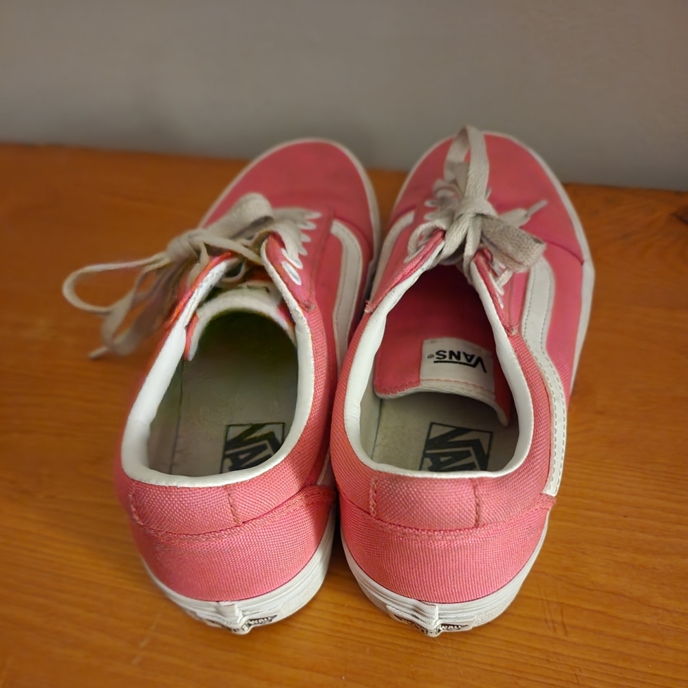 Pink vans